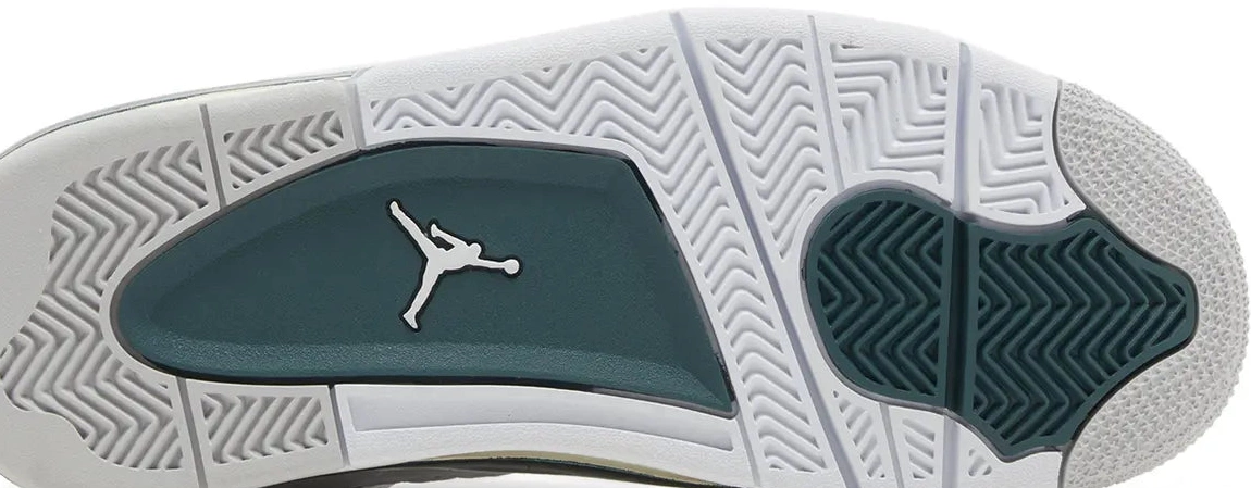 4 GS Jordan Retro Green Oxidized 0805